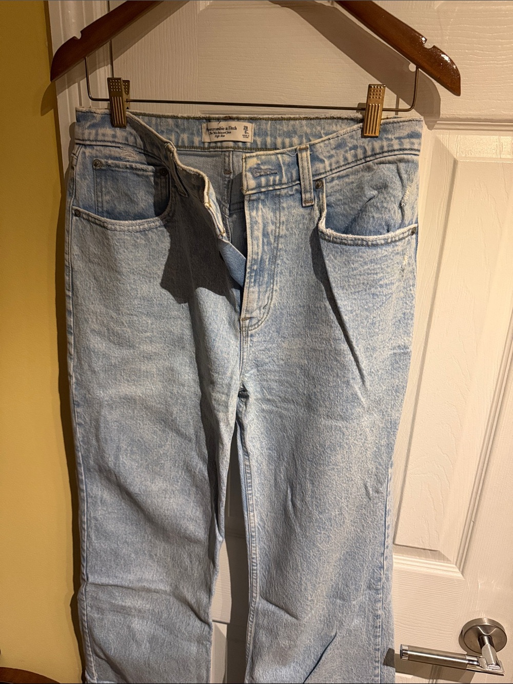 Abercrombie & Fitch Light Wash Pleated High-Rise Jeans